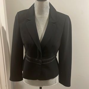 Ann Taylor blazer w embossed detail